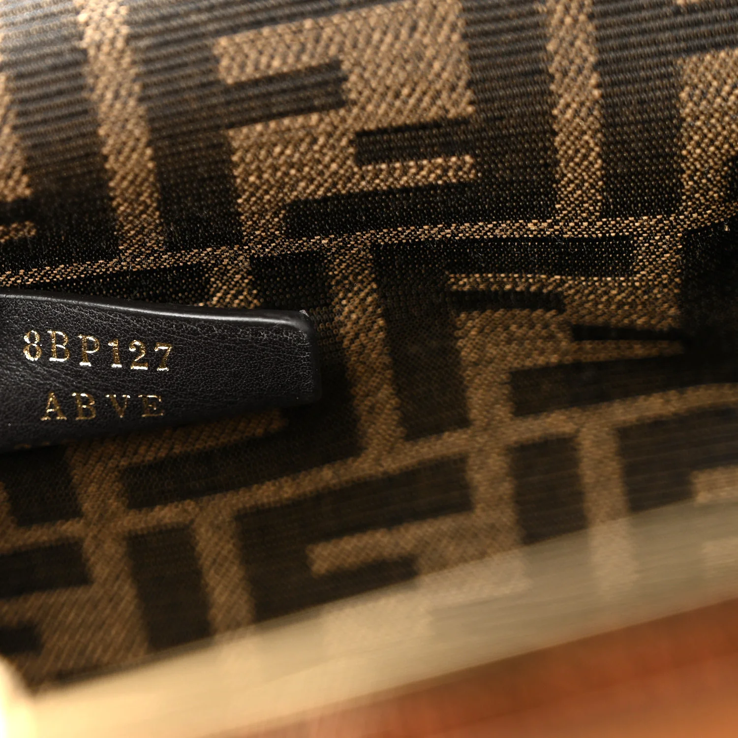 Shiny Nappa Medium Fendi First Caramello - Top Club