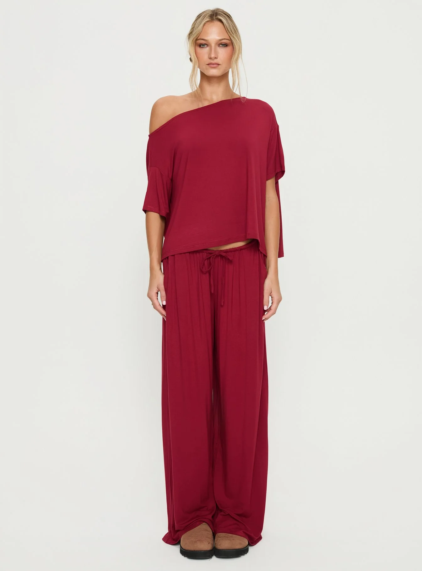 Cozy Hour Sleep Relaxed Off Shoulder Top Red