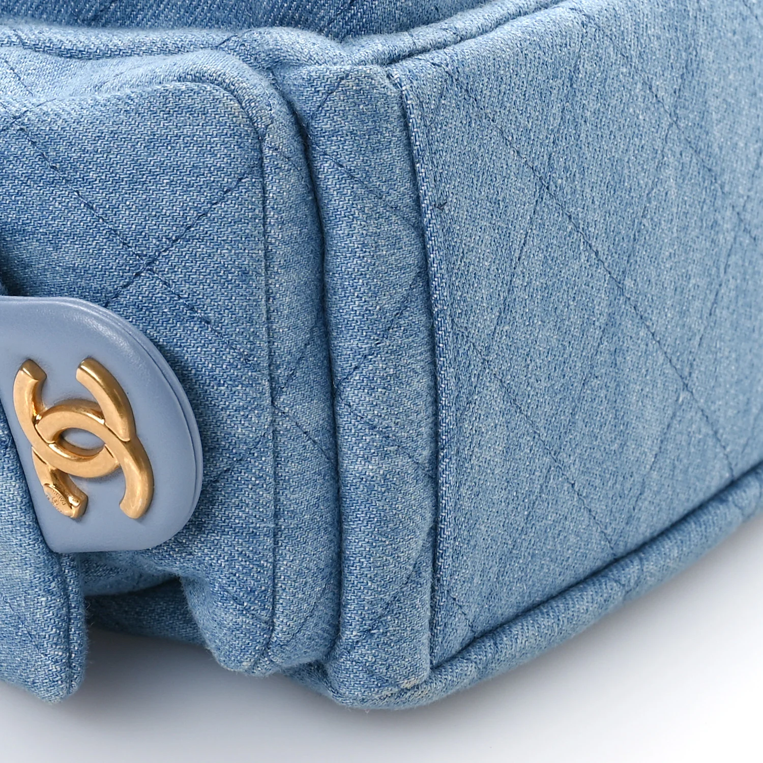 Washed Denim Quilted Cargo Large Hobo Light Blue - Top Club