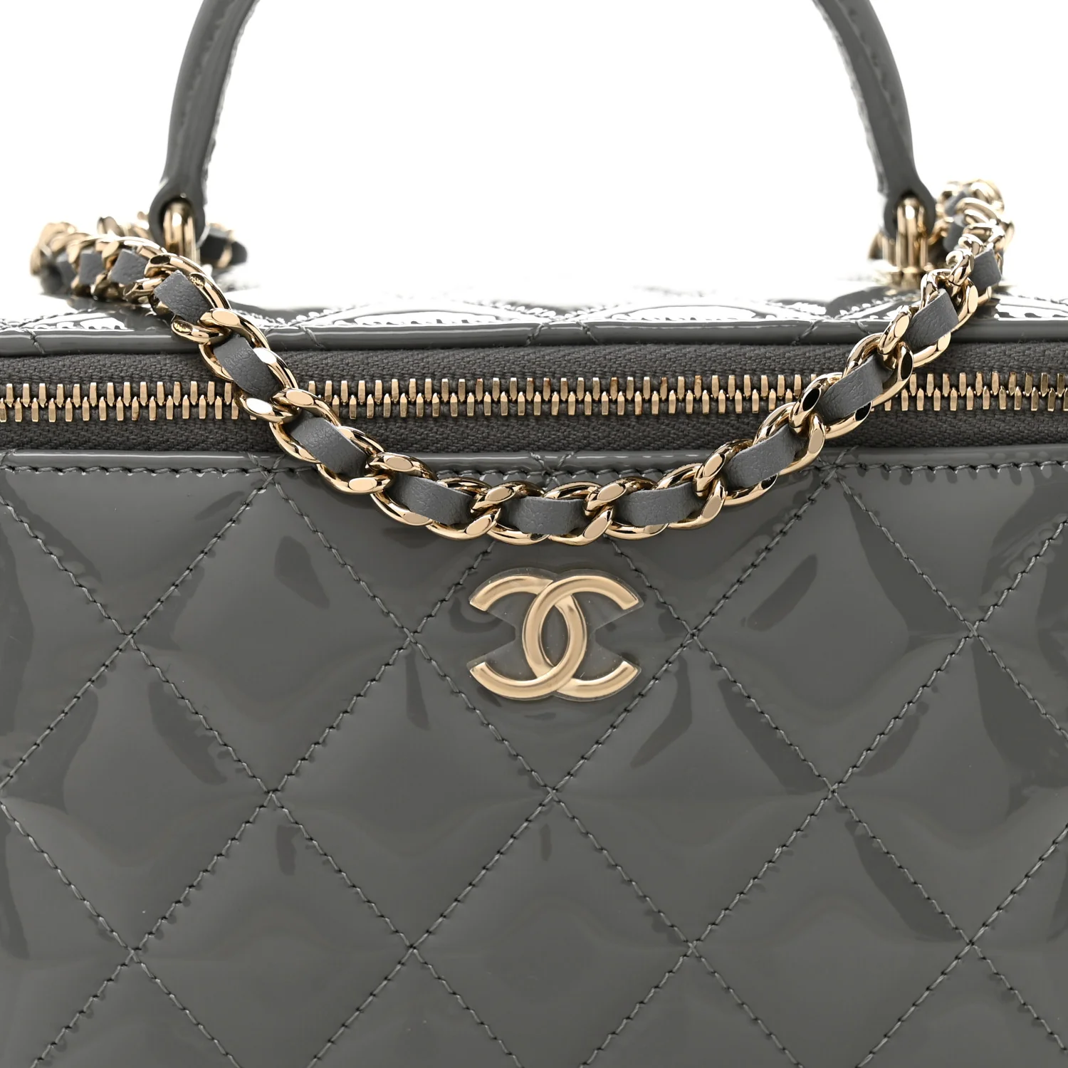 Patent Quilted Quilted Small Top Handle Vanity Case With Chain Grey - Top Club