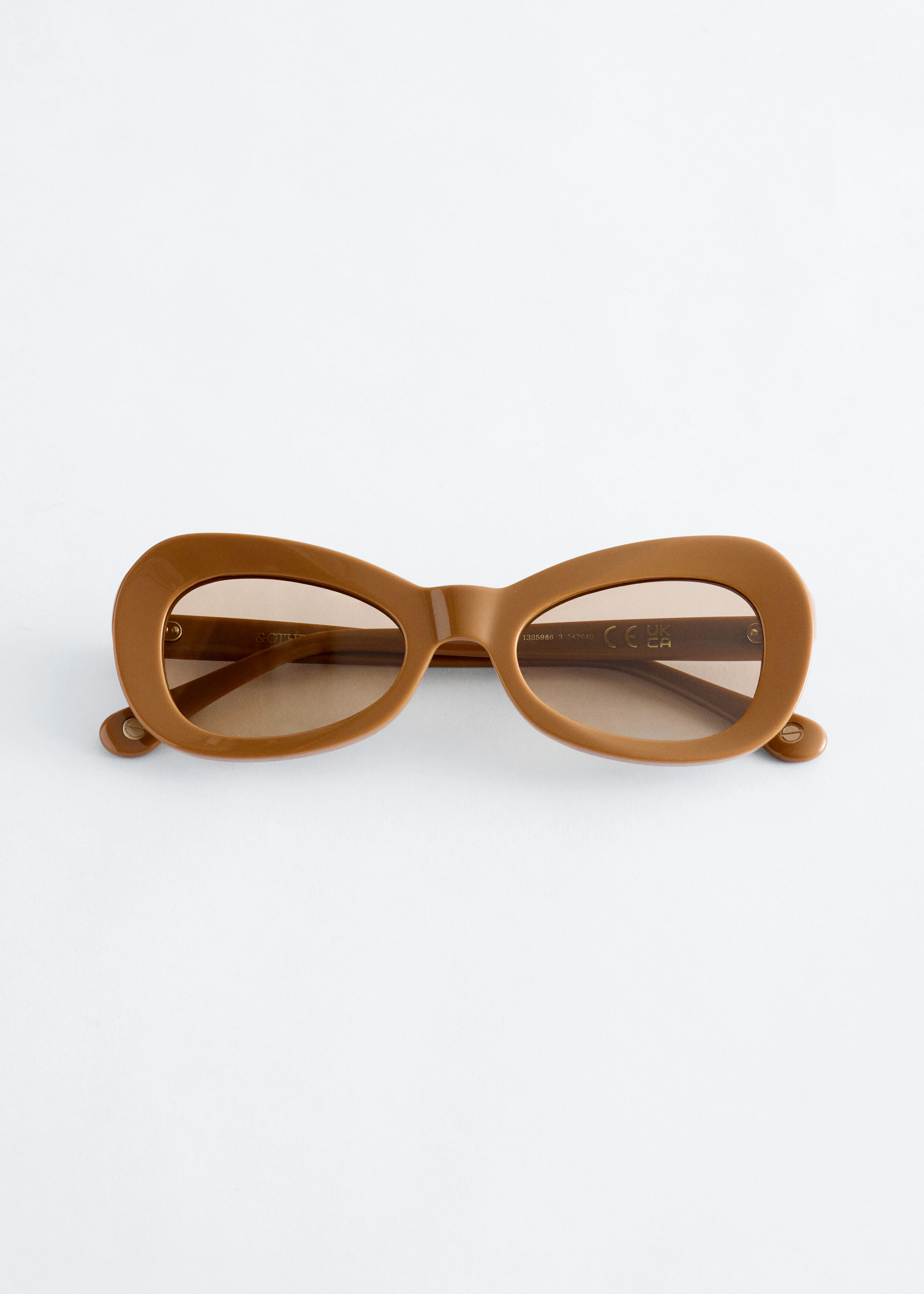 & Other Stories OVAL CAT-EYE SUNGLASSES
