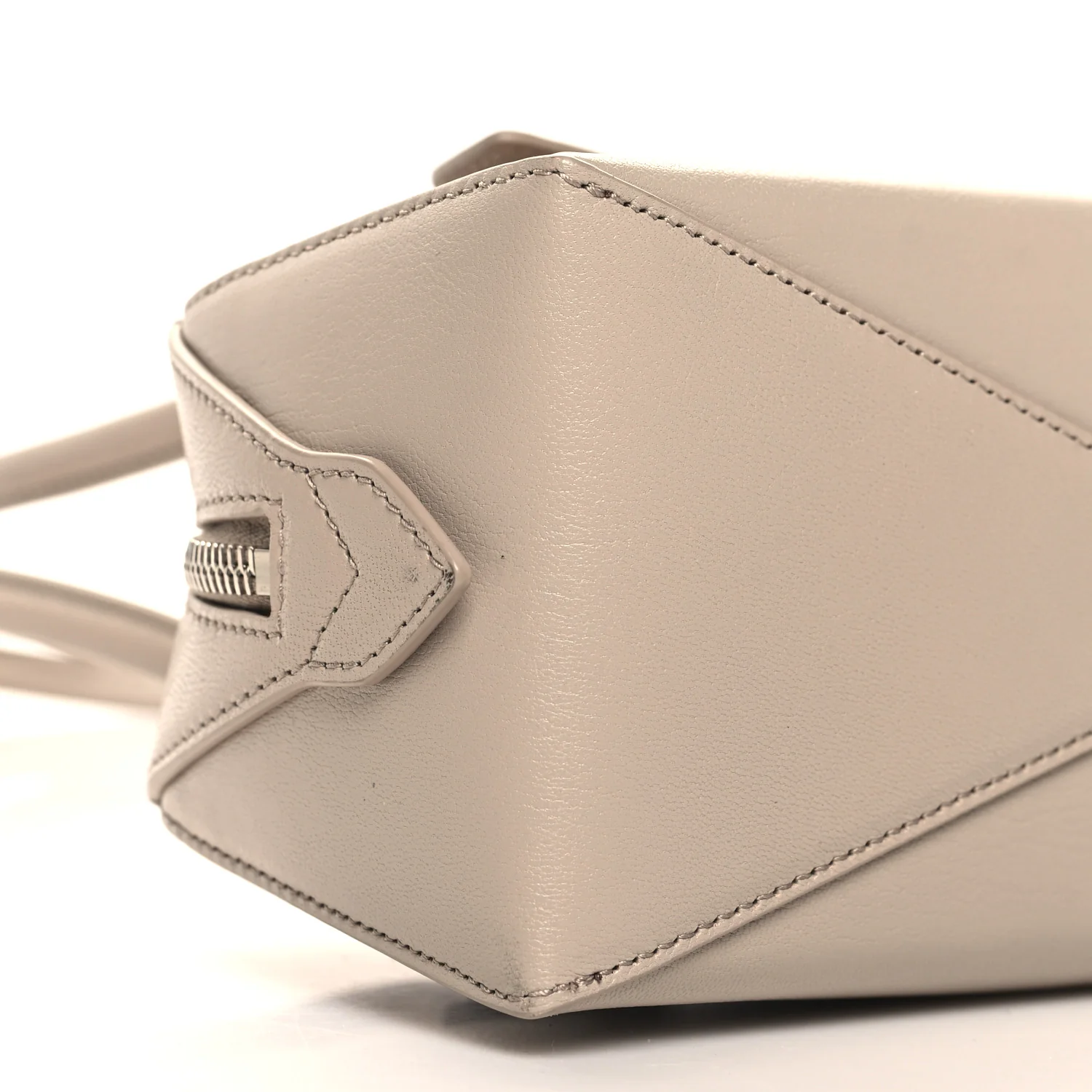 Shiny Goatskin Medium Le Teckel Bag Grege - Top Club