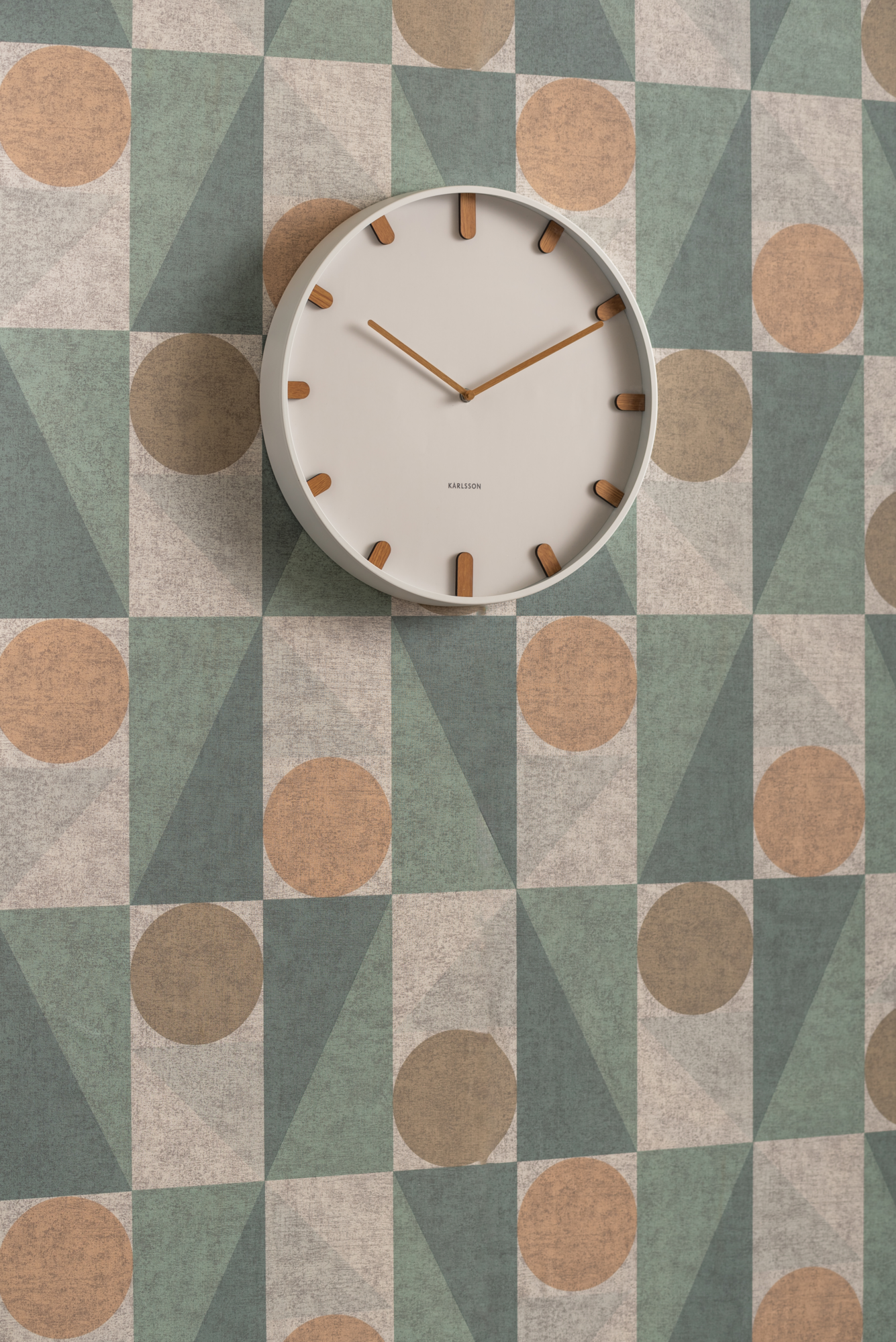 Wall clock Grace metal white