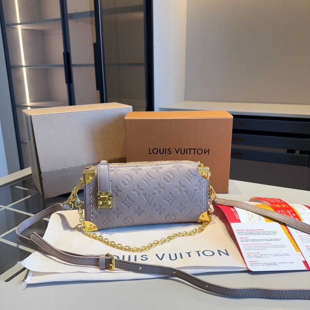 Louis new arrival slim trunk bag size:23*11*5 cm - Top Club