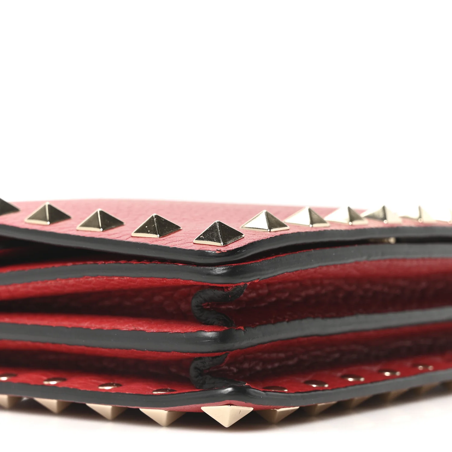 Pebbled Calfskin Rockstud Wallet on Chain Rouge Pur - Top Club