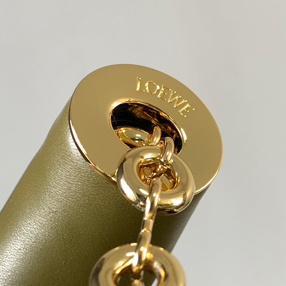 Loewe Medium Squeeze bag in nappa lambskin - Top Club