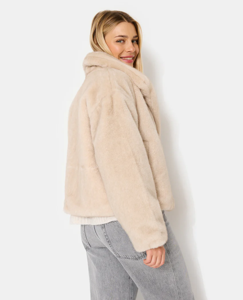 Pimkie Blouson fausse fourrure avec grand col