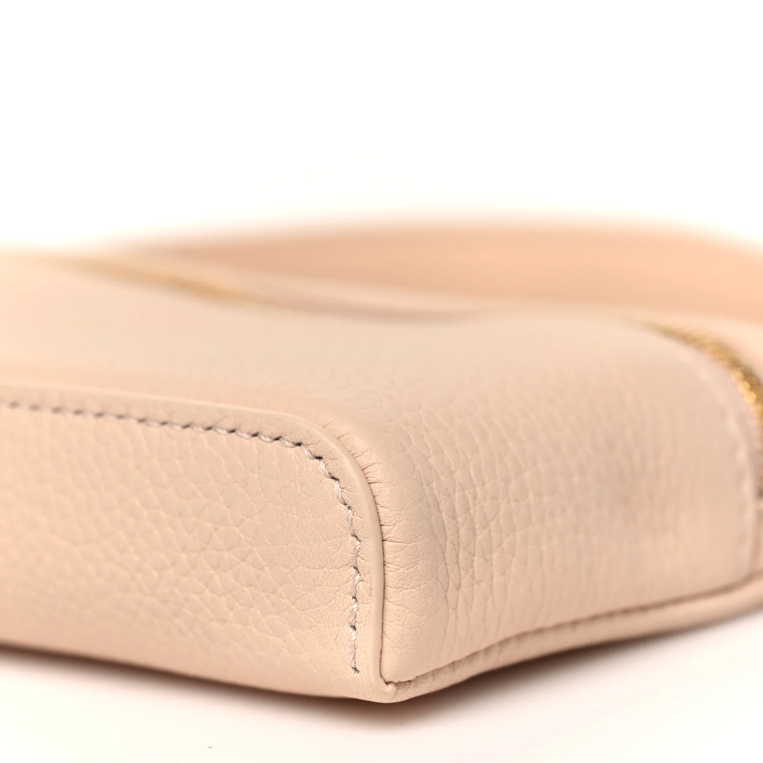 Grained Calfskin Extra Pocket Mini Pouch Creamed Honey - Top Club