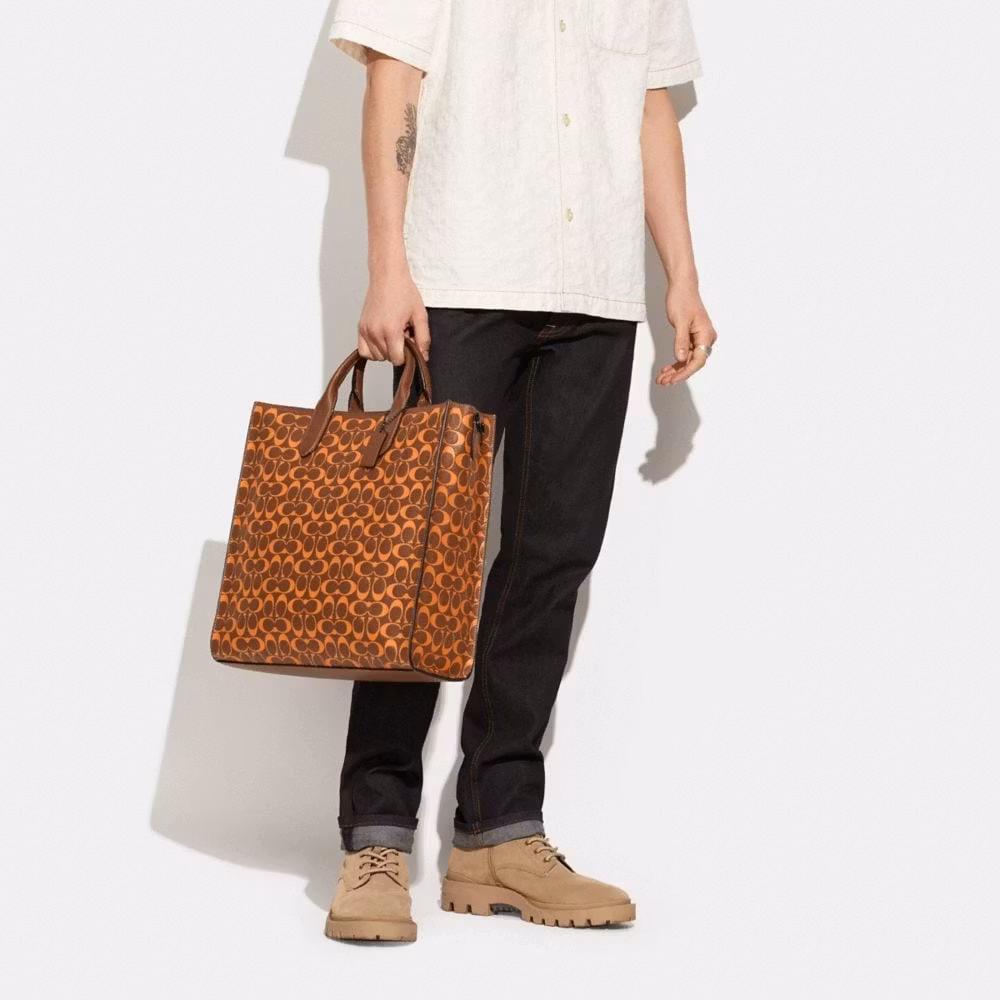 COACH Coach Classic handbags