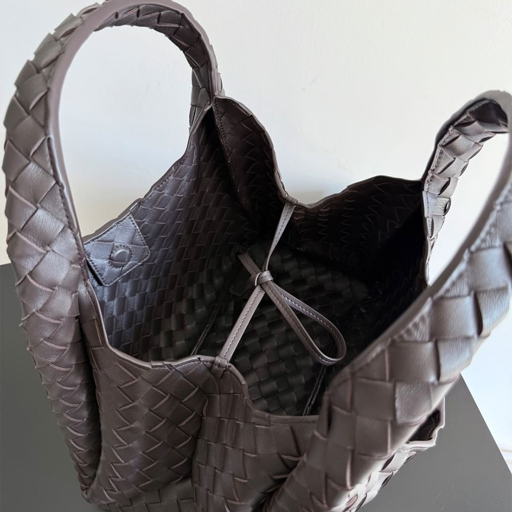 Bottega Veneta Medium Campana(HIGH-END GRADE) - Top Club