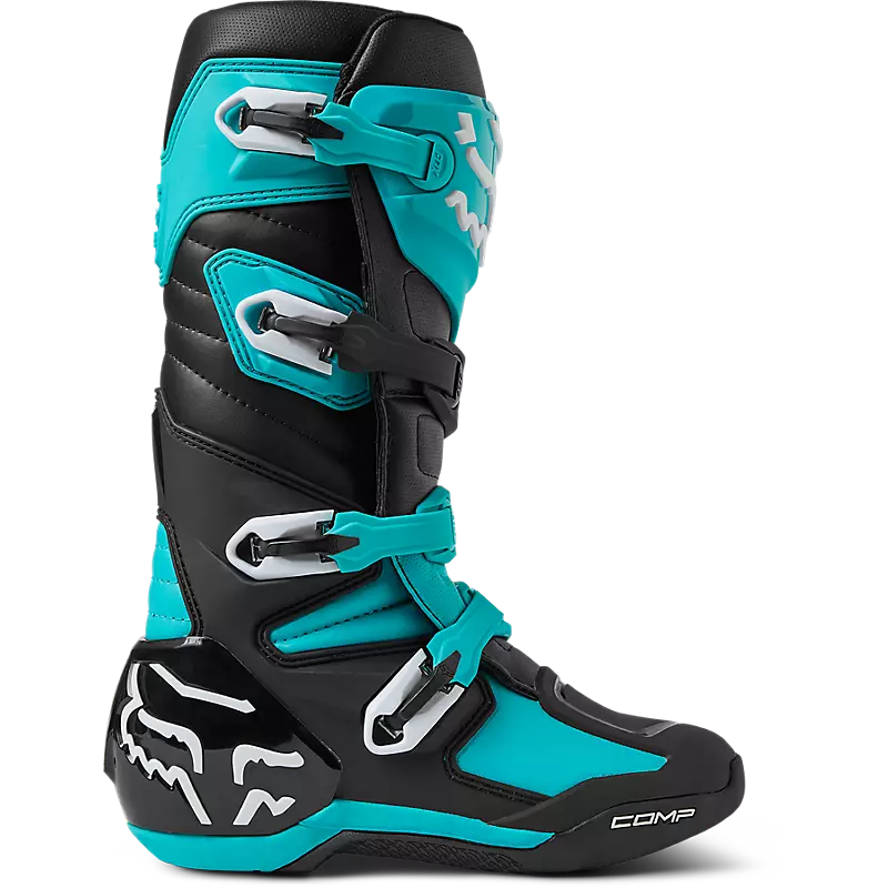 Complete boots
