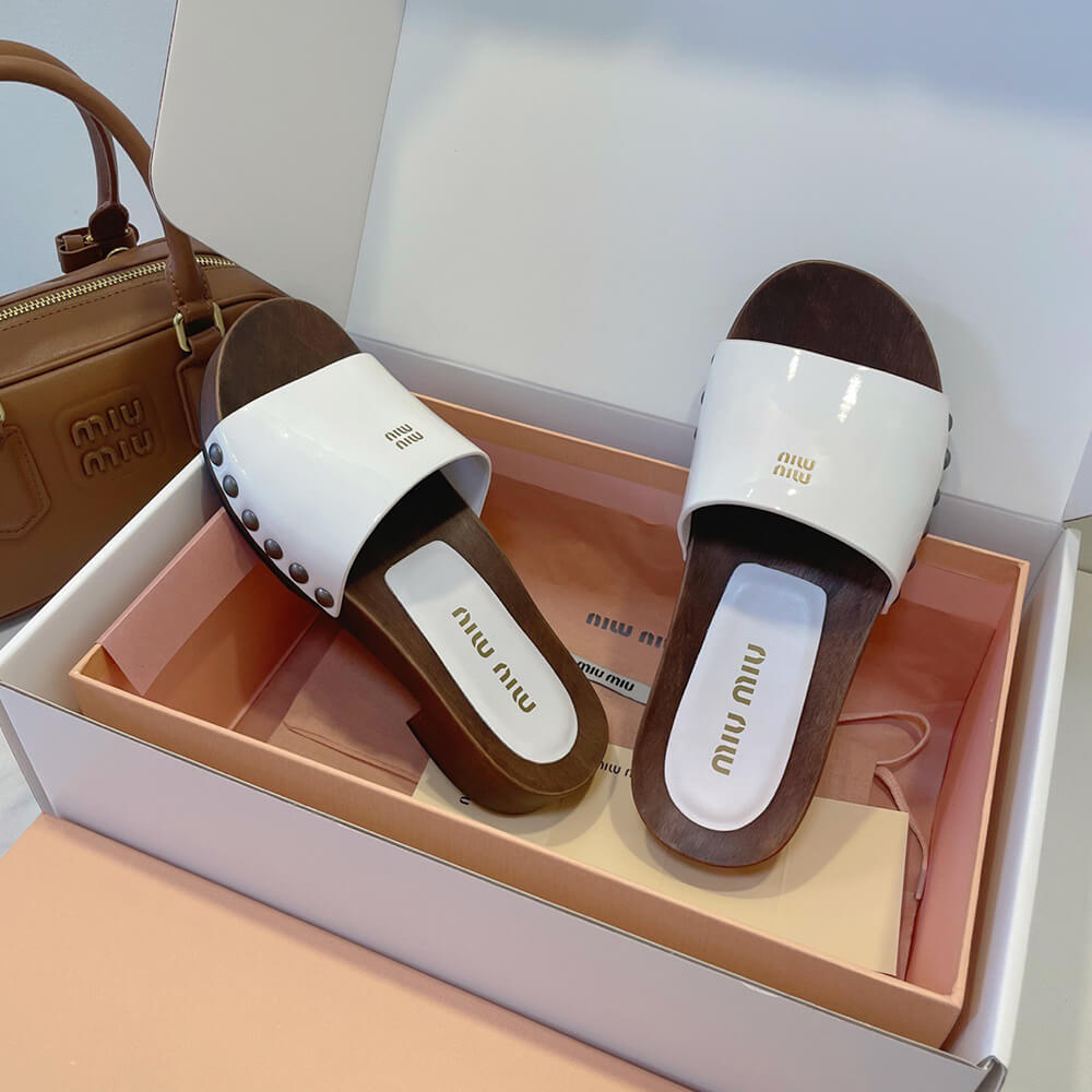 MiuMiu Patent leather clogs - Top Club