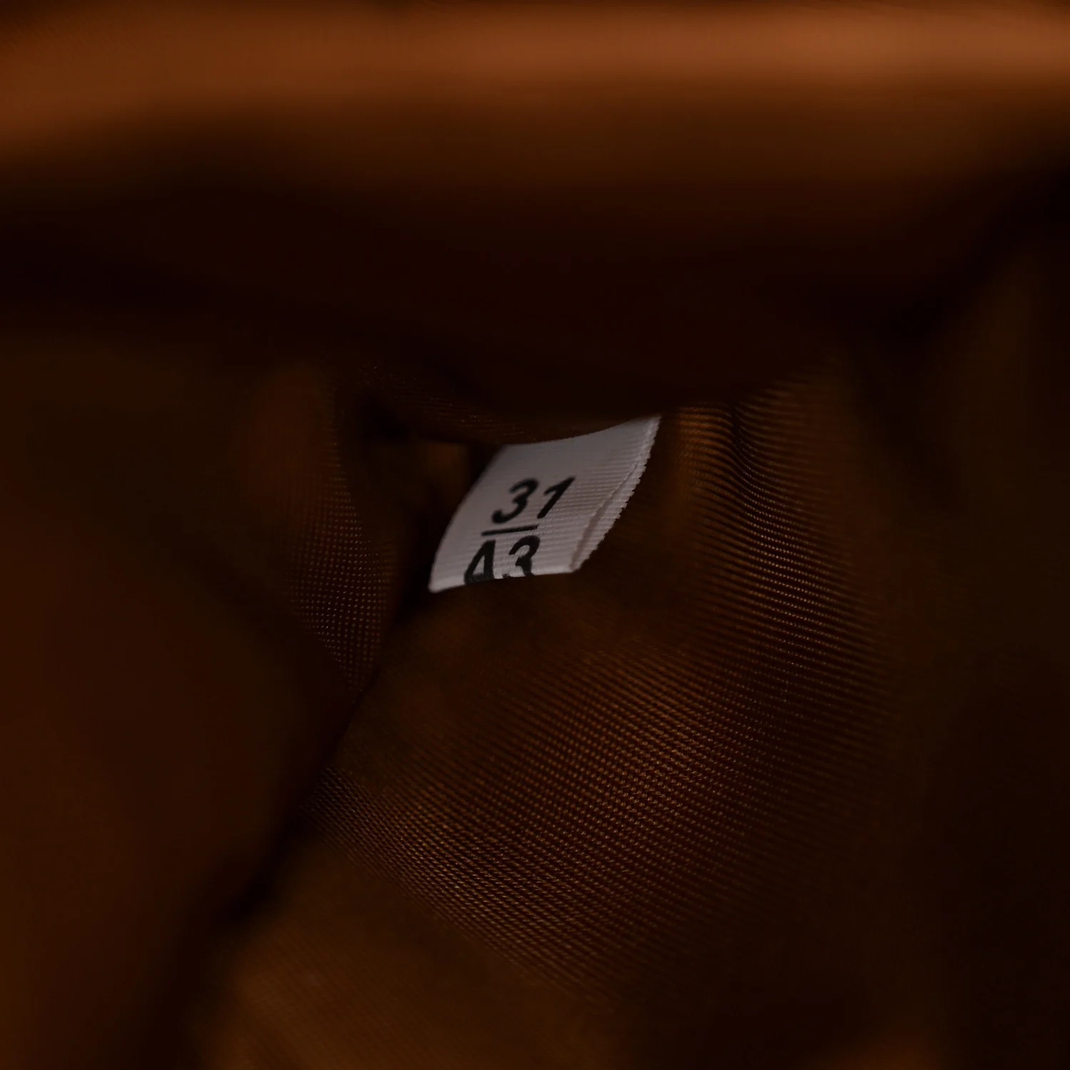 Re-Nylon Medium Explore Shoulder Bag Camel - Top Club