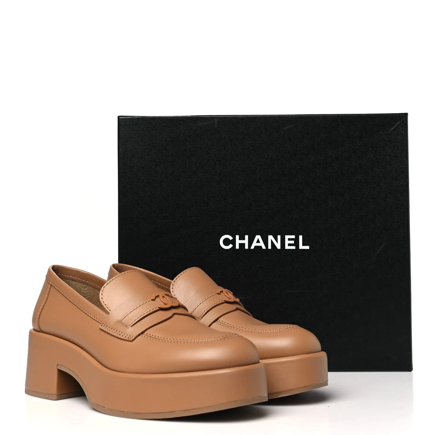 Calfskin CC Platform Loafers 39.5 Beige - Top Club