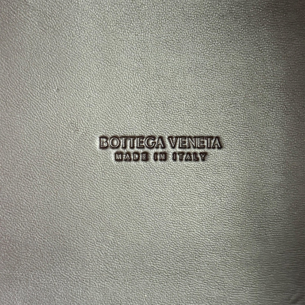 Bottega Veneta Medium Parachute(HIGH-END GRADE) - Top Club