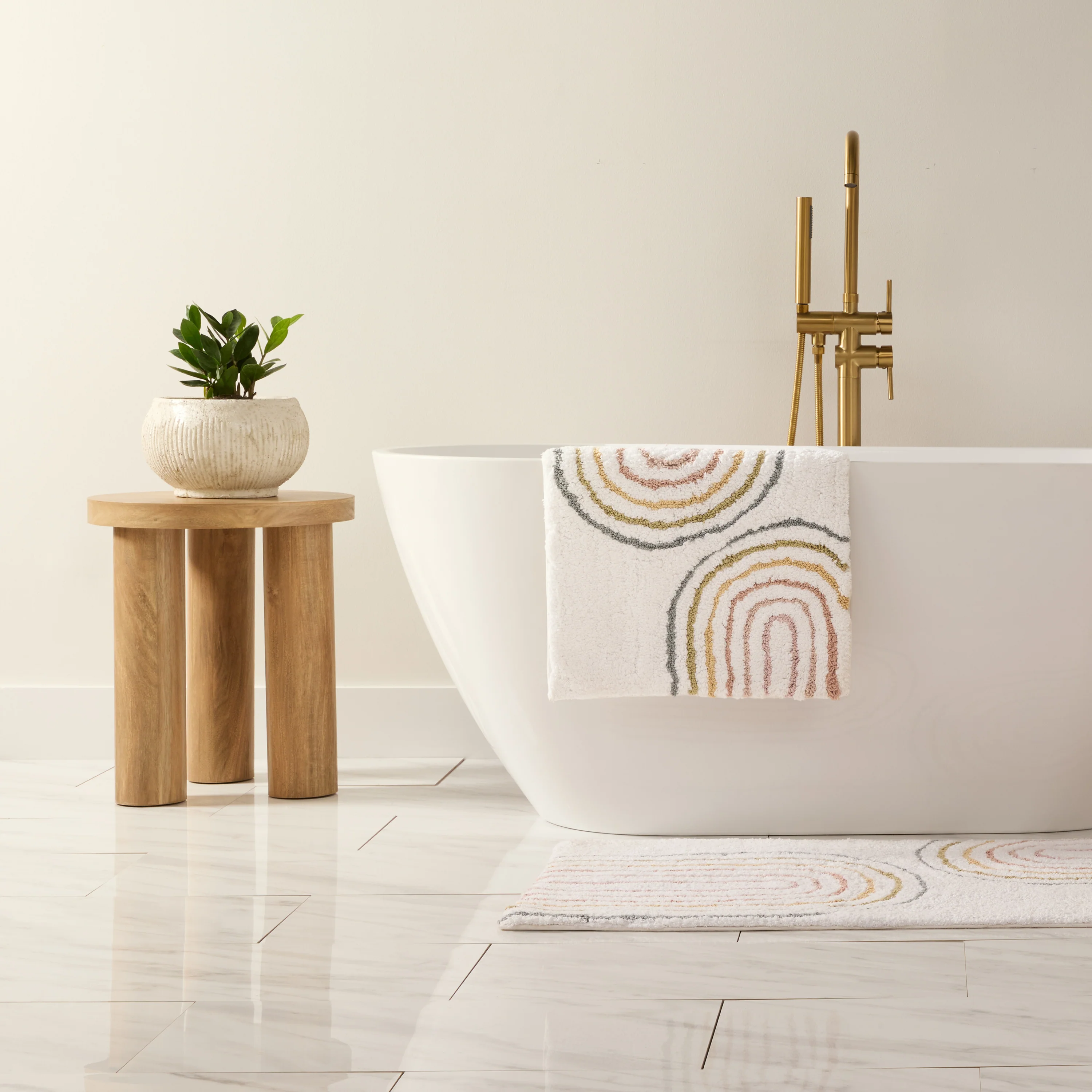 100% Cotton Linear Geo Patterned Bath Mat