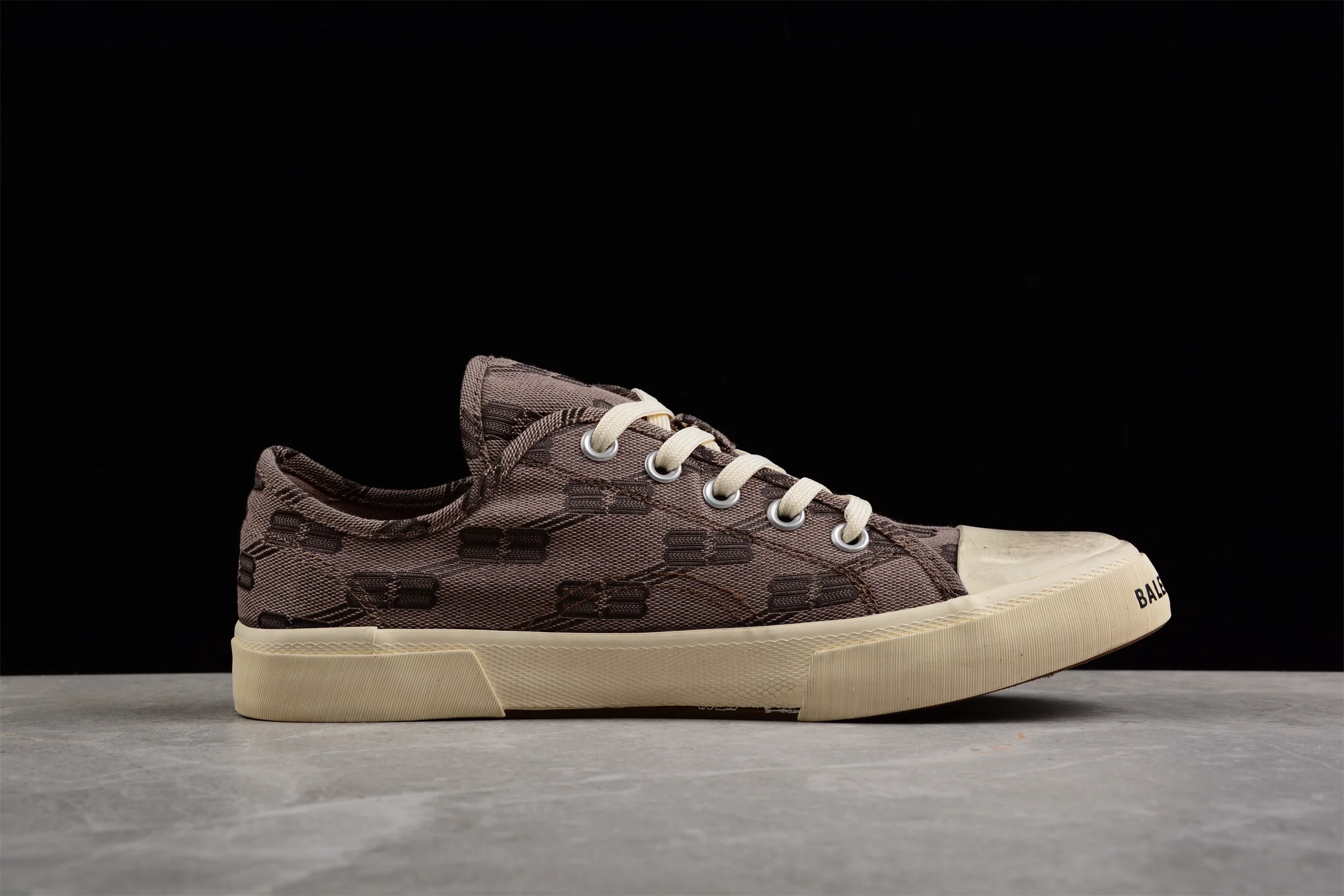 Balenciaga Paris Low Sneakers - Sneaker Replica Workshop