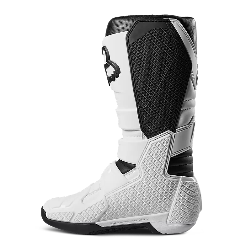 Complete boots