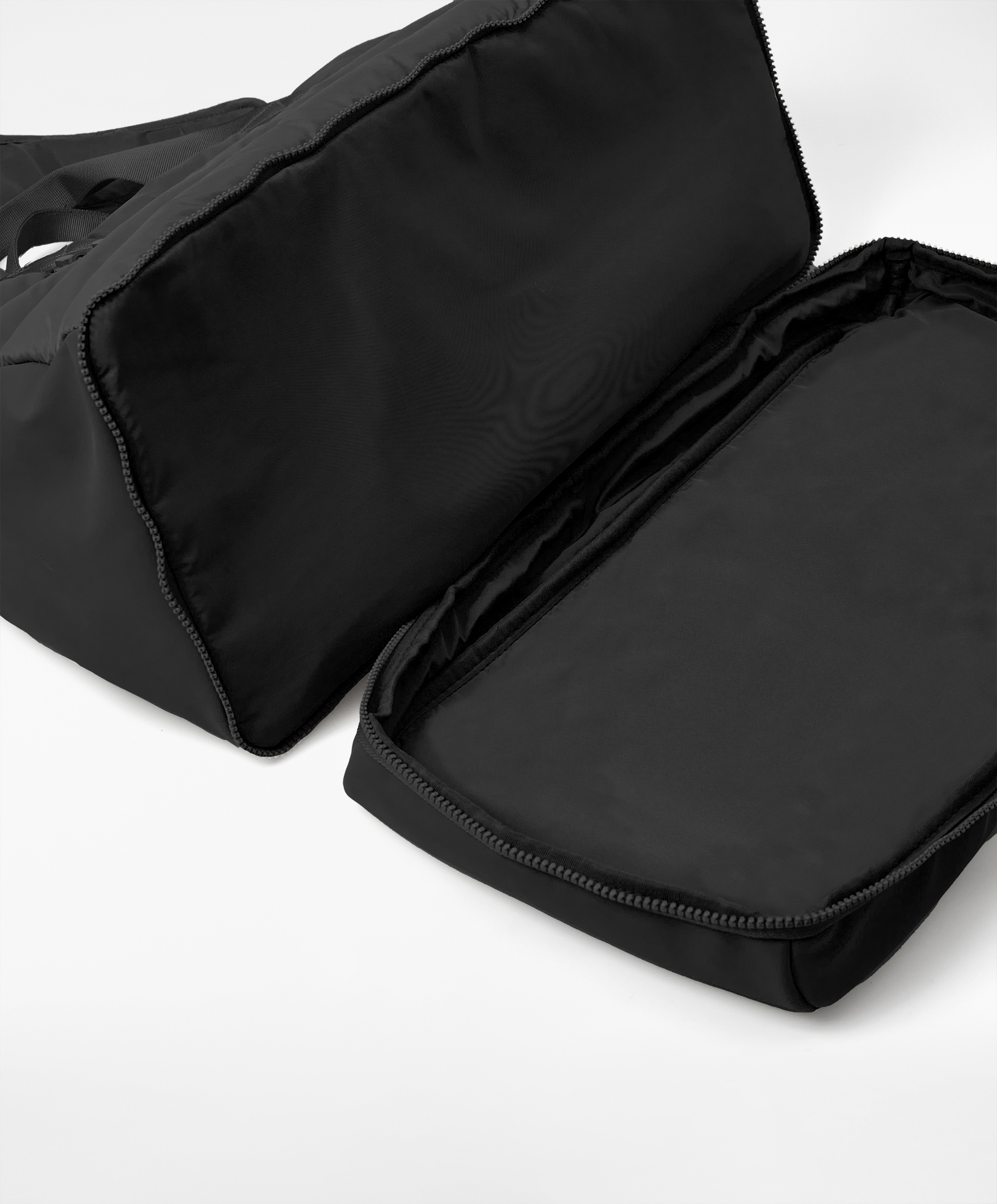 OYSHO Padded technical sports bag