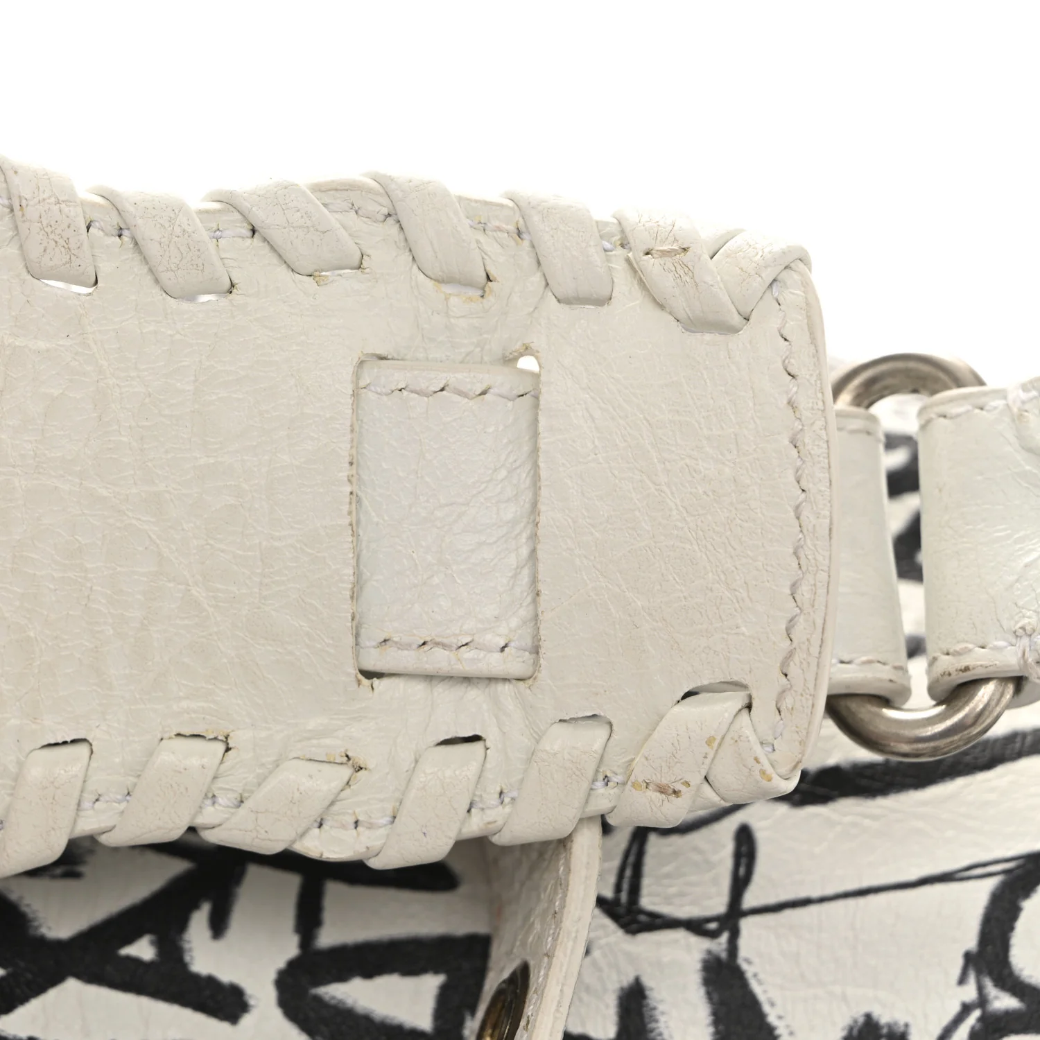 Agneau Arena Graffiti Le Cagole Shoulder Bag XS White Black - Top Club