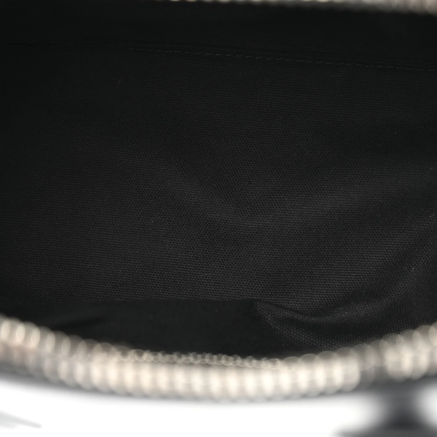 Calfskin Small Studded Antigona Black - Top Club