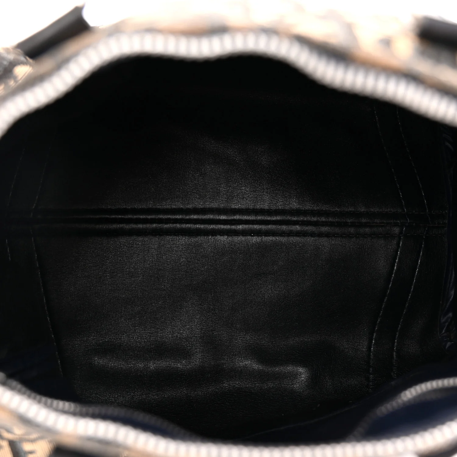 Monogram Boston Navy Blue - Top Club