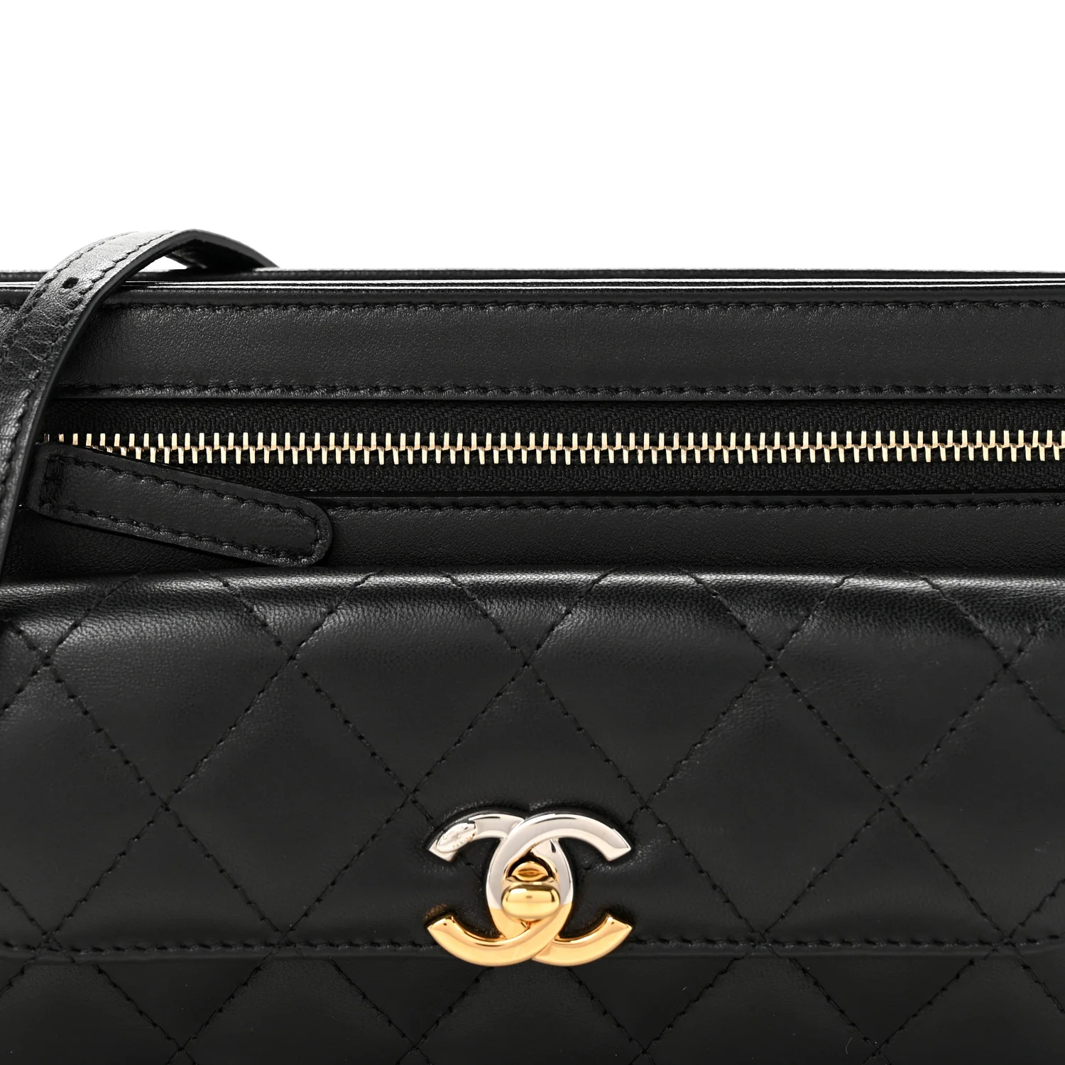 Lambskin Quilted Front Pocket Clutch With Chain Black - Top Club