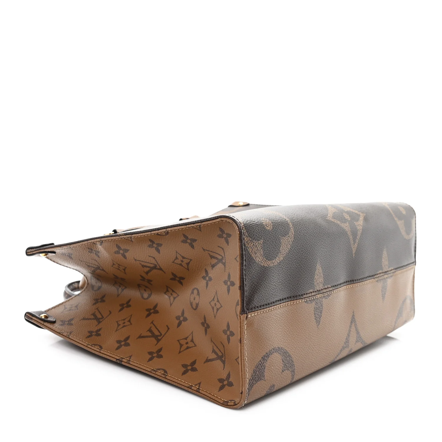 Reverse Monogram Giant Onthego MM - Top Club