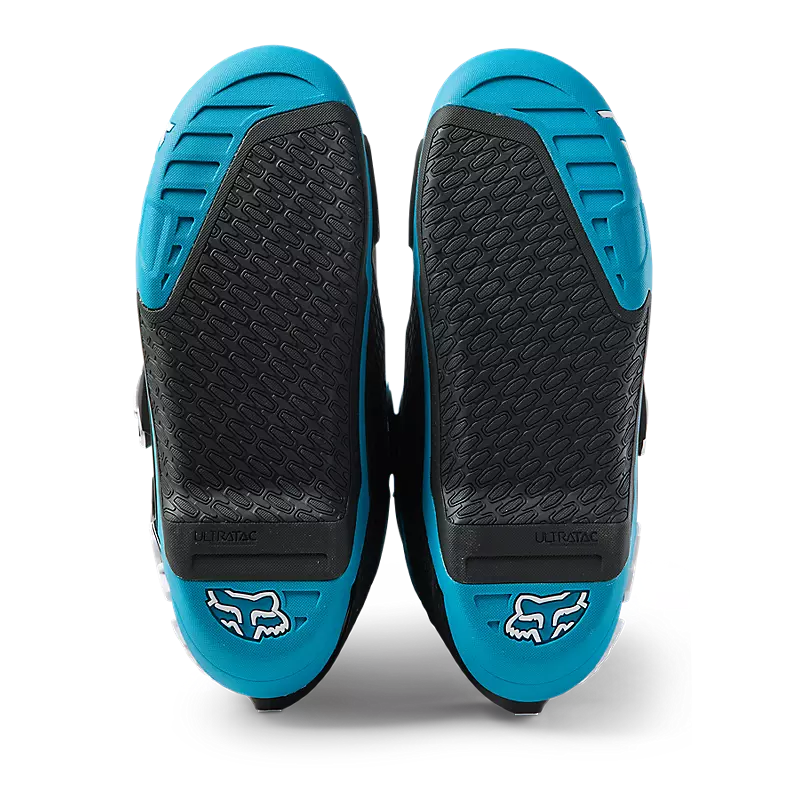 Instincts boots