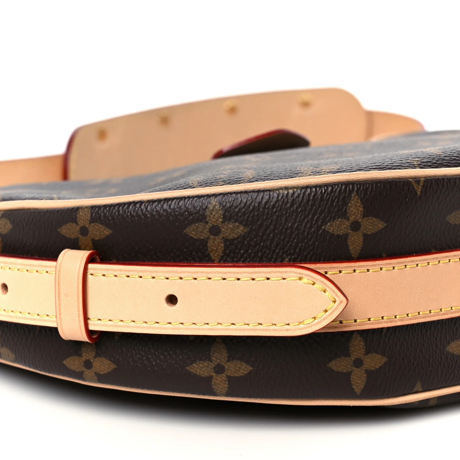 Monogram Croissant MM NM - Top Club