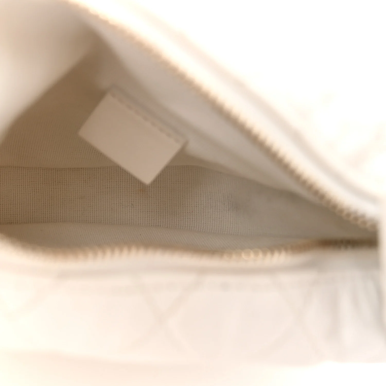 Lambskin Quilted Chain Around Pouch Hobo White - Top Club