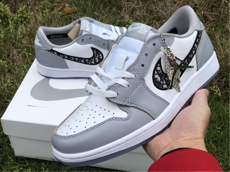 JORDAN 1 LOW x DIOR - Sneaker Replica Workshop