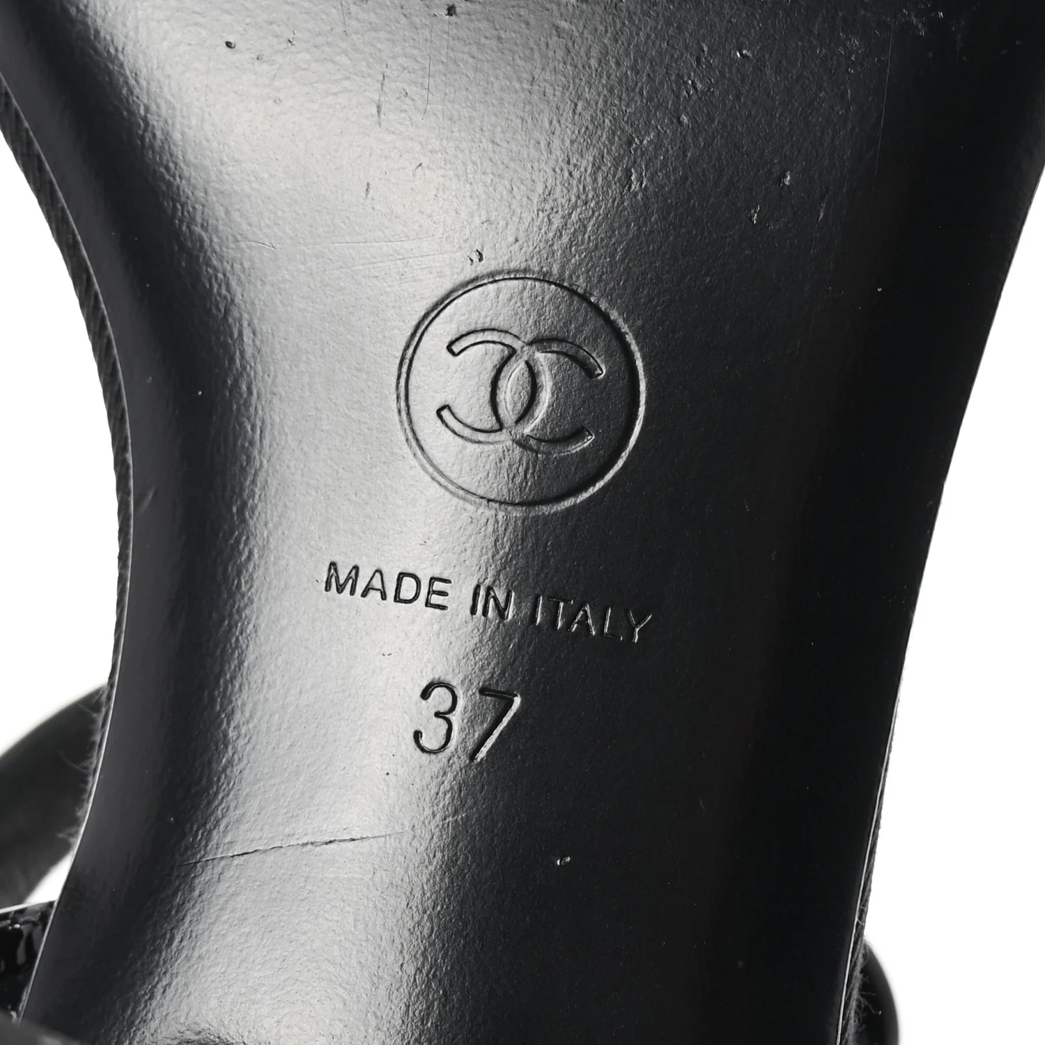Patent CC Logo Thong Sandals 37 Black - Top Club