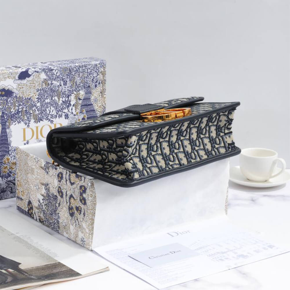 30 MONTAIGNE CHAIN BAG - Top Club