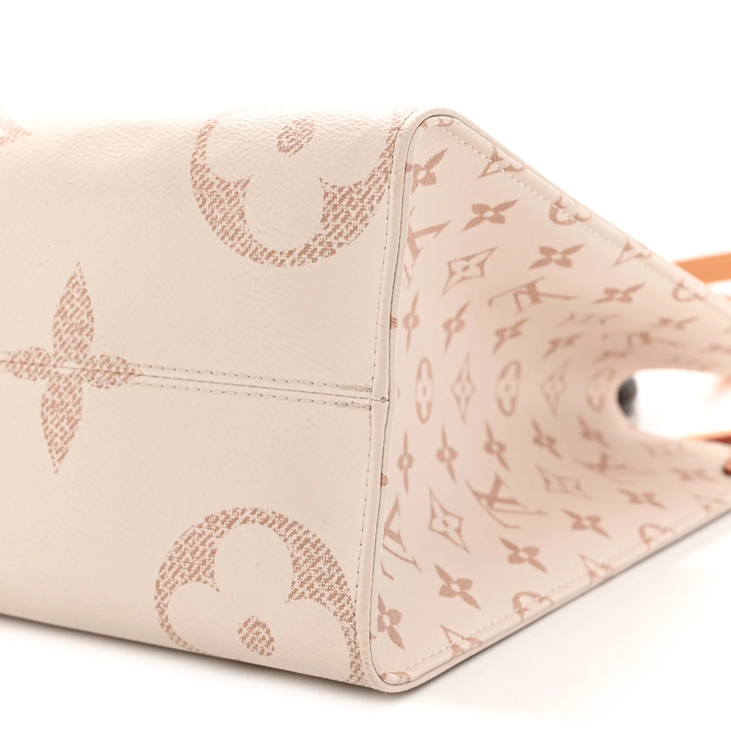 Monogram Dune Giant Onthego MM - Top Club