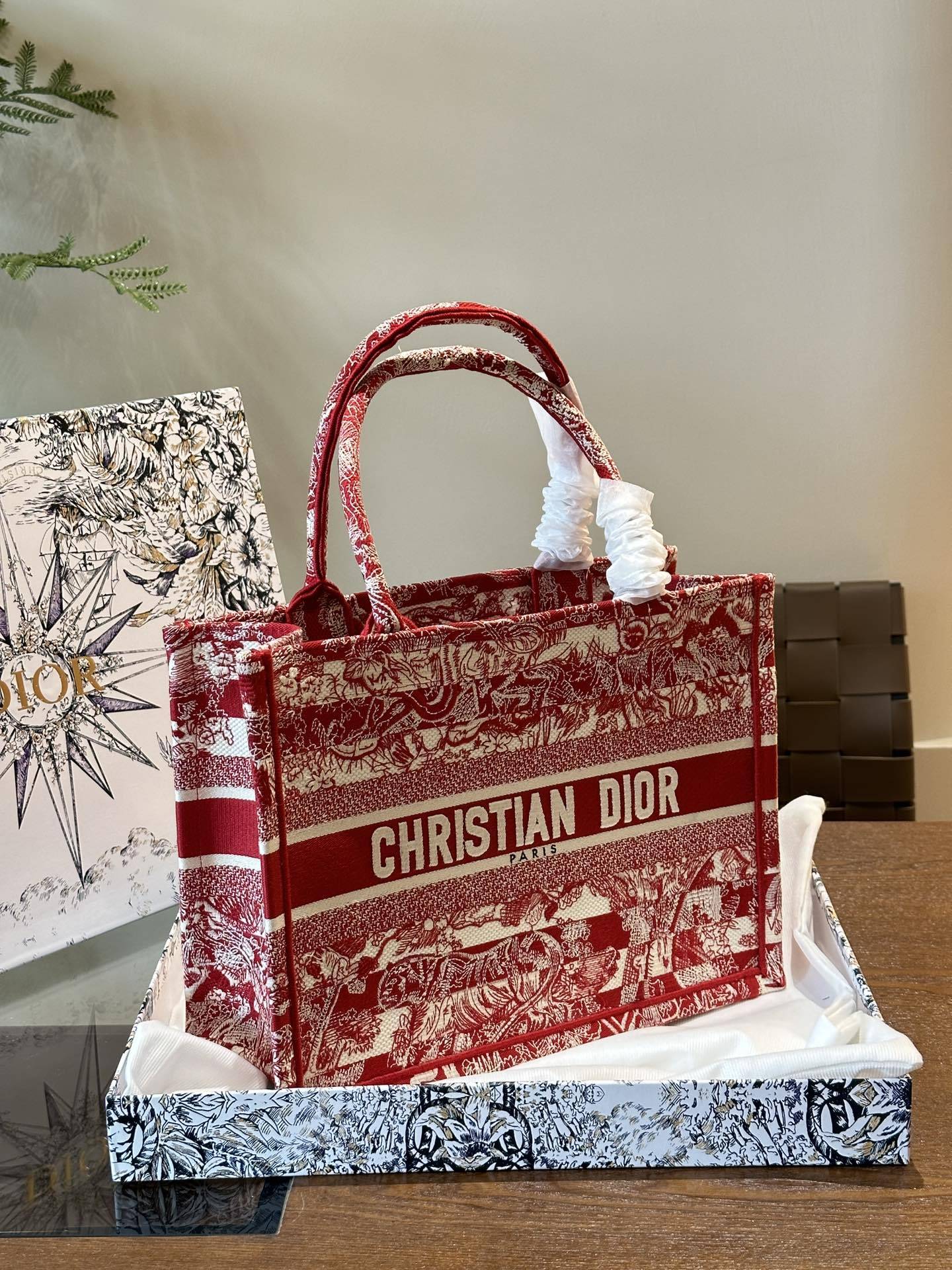 D new arrival tote bag size : 36 cm - Top Club