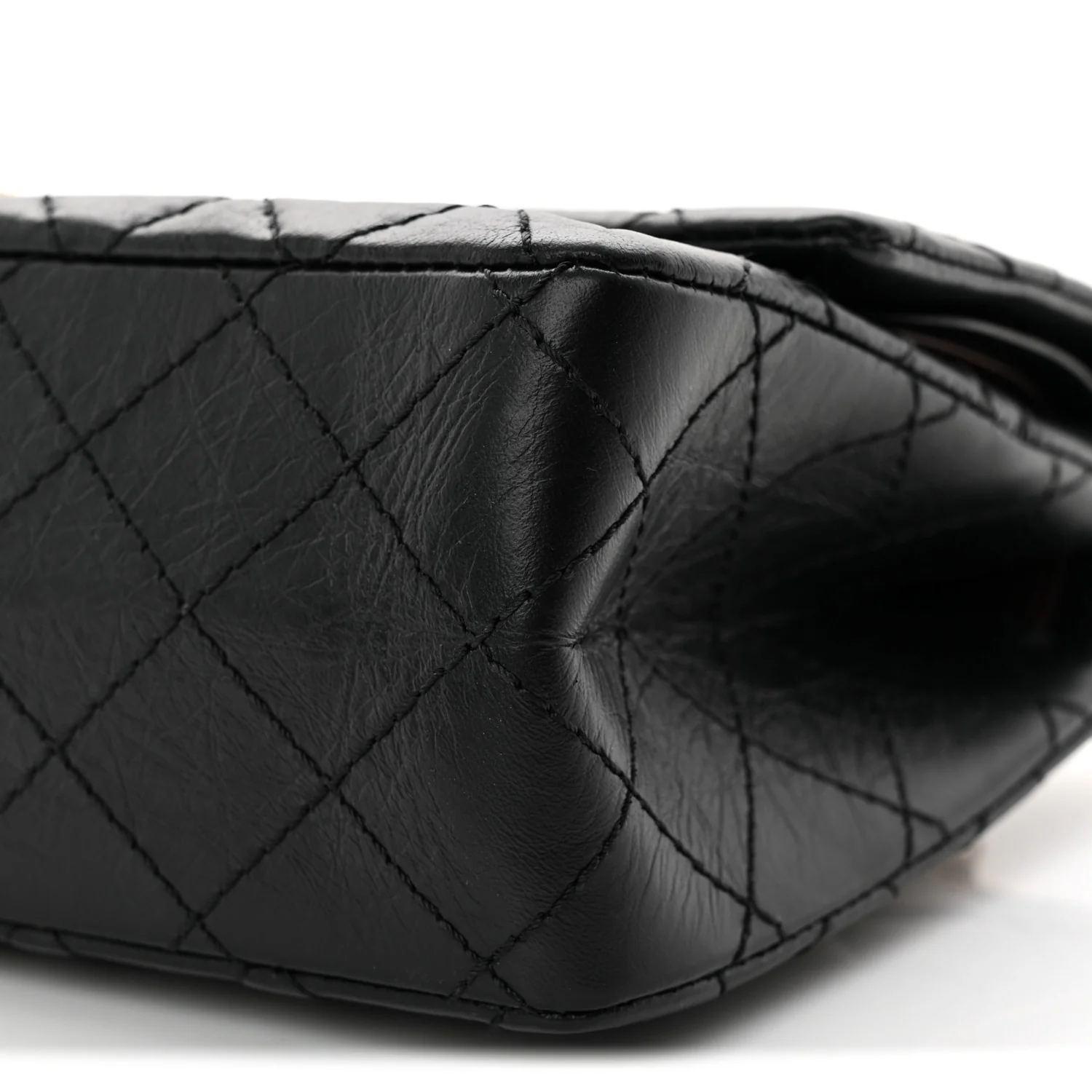Aged Calfskin Quilted 2.55 Reissue 225 Flap Black - Top Club