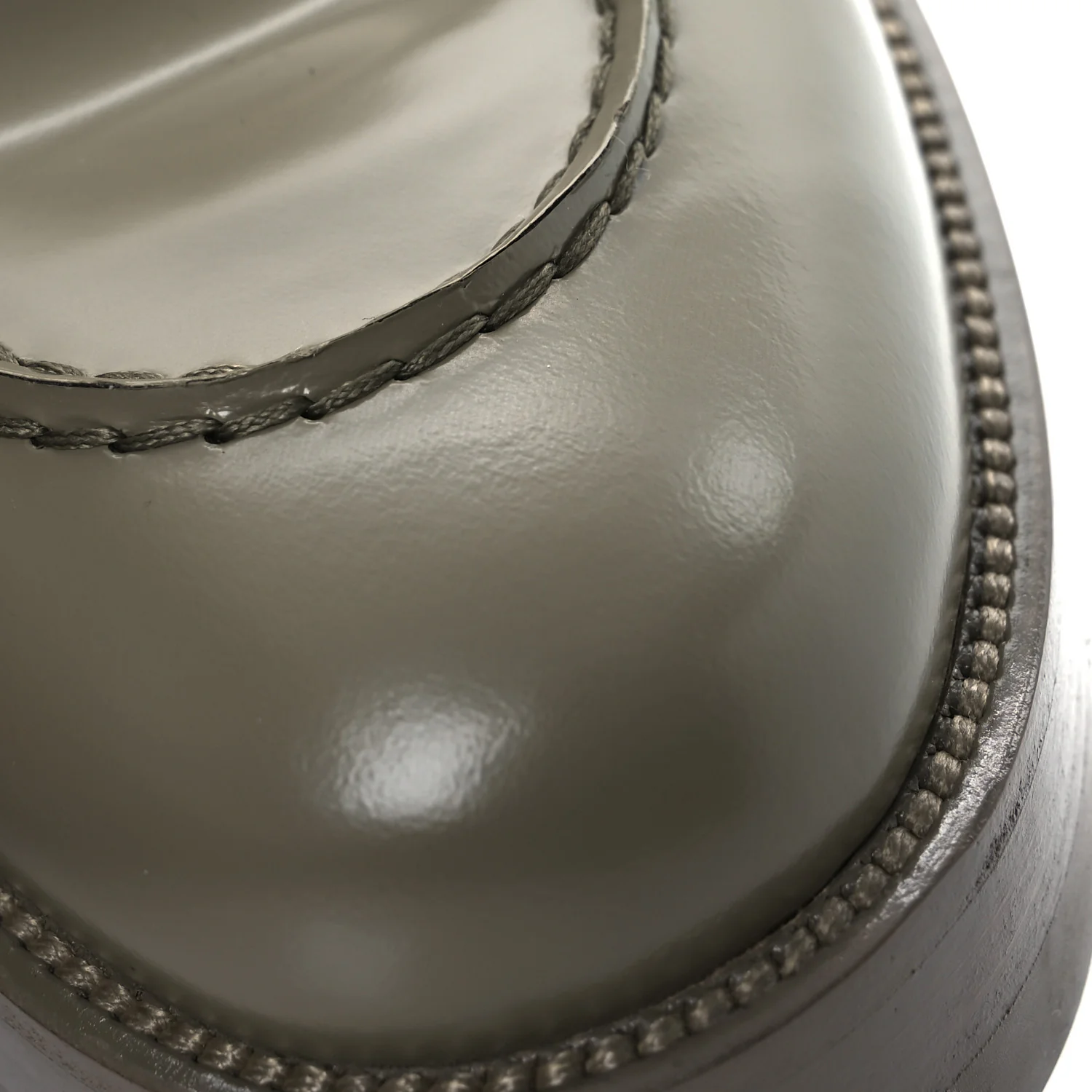 Calfskin Metal CC Loafers 40 Khaki - Top Club