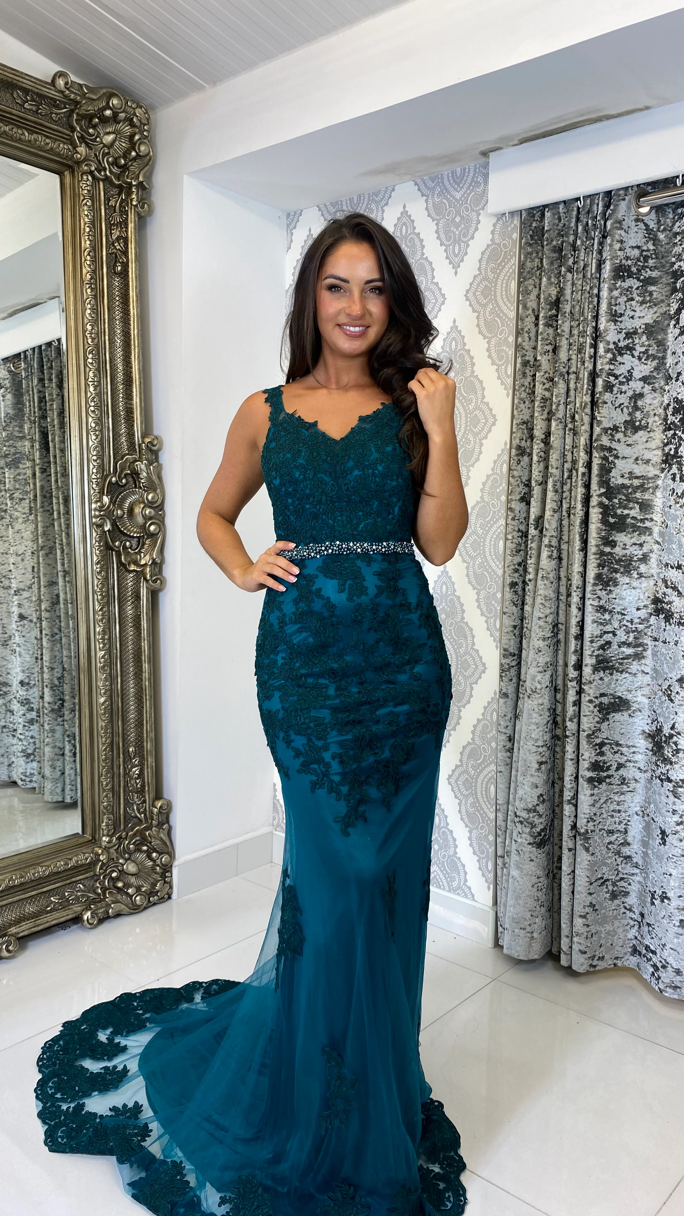 Green Lace V-Neck Evening Gown