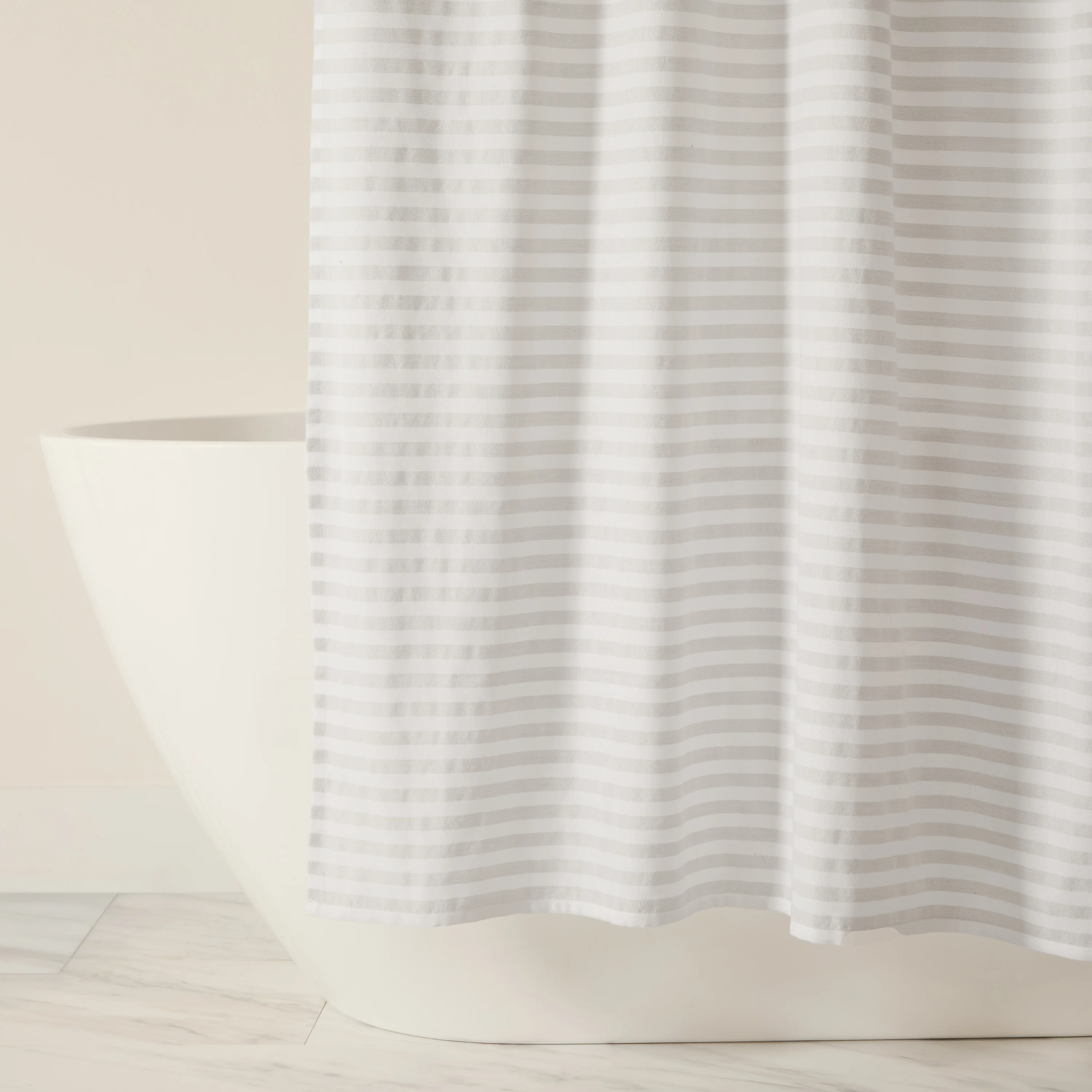 Classic Stripe Patterned Shower Curtain