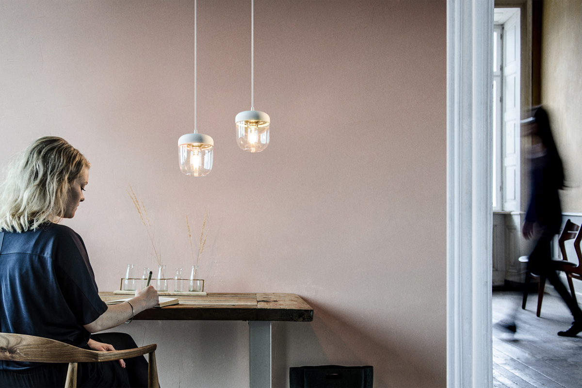 Acorn lampenkap wit met steel