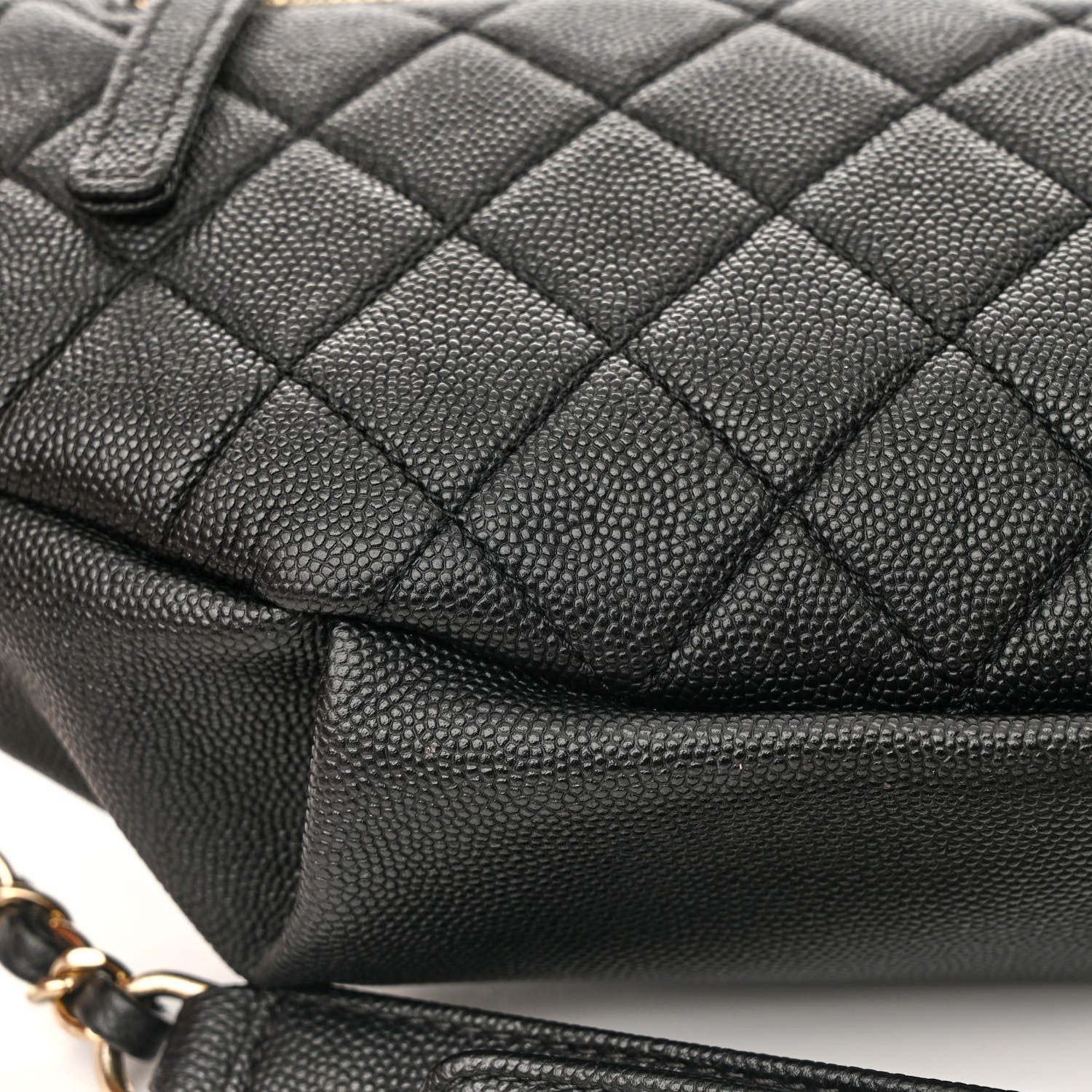 Caviar Quilted Filigree Waist Bag Black - Top Club