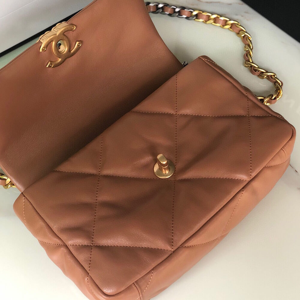CHANEL 19 Handbag - Top Club