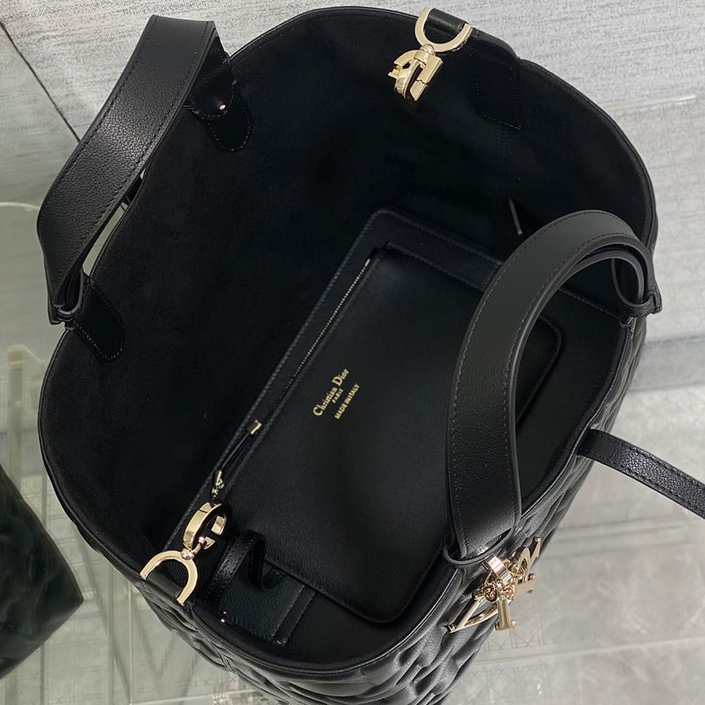 Medium Dior Toujours Bag - Top Club