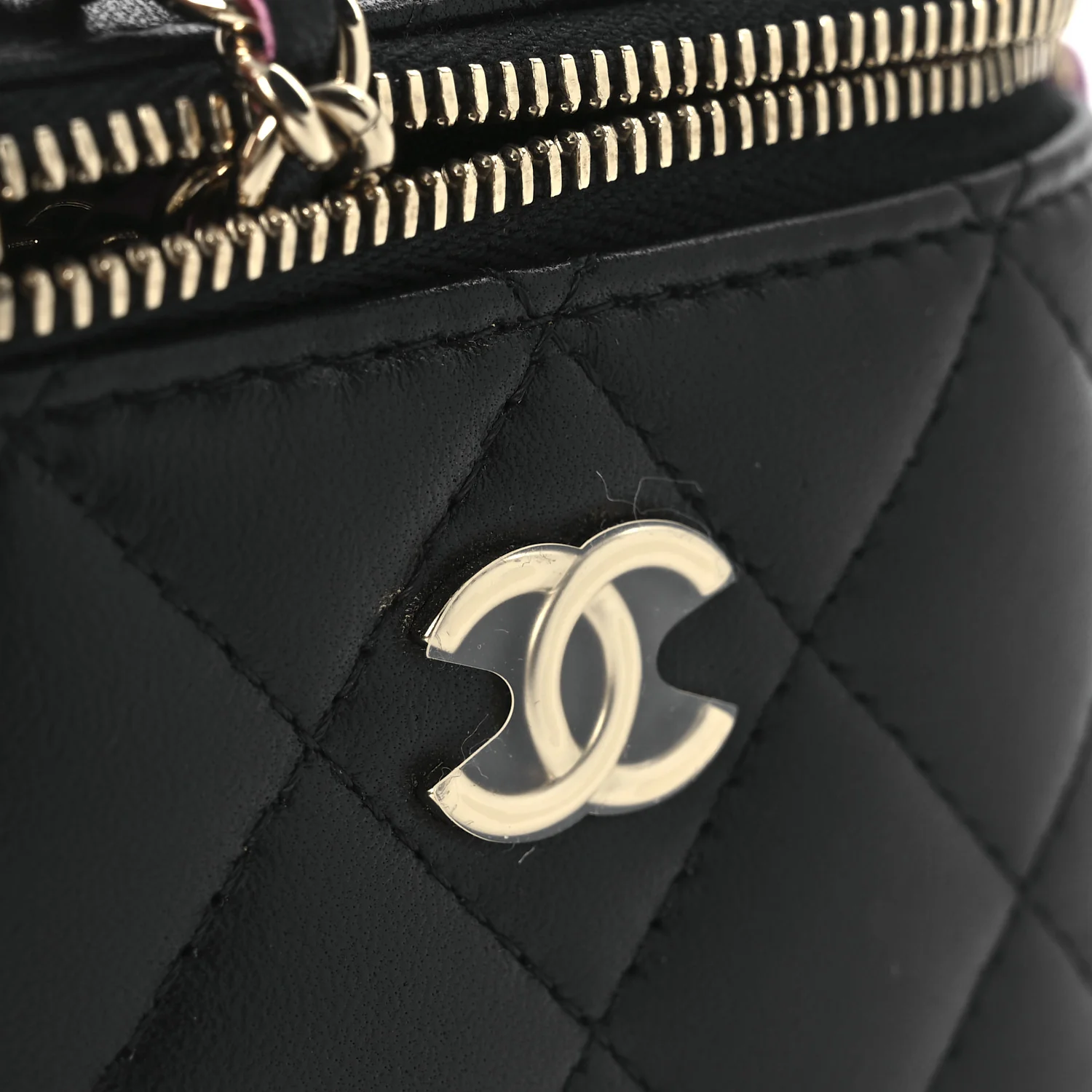 Lambskin Quilted Top Handle Mini Vanity Case With Chain Black Pink - Top Club