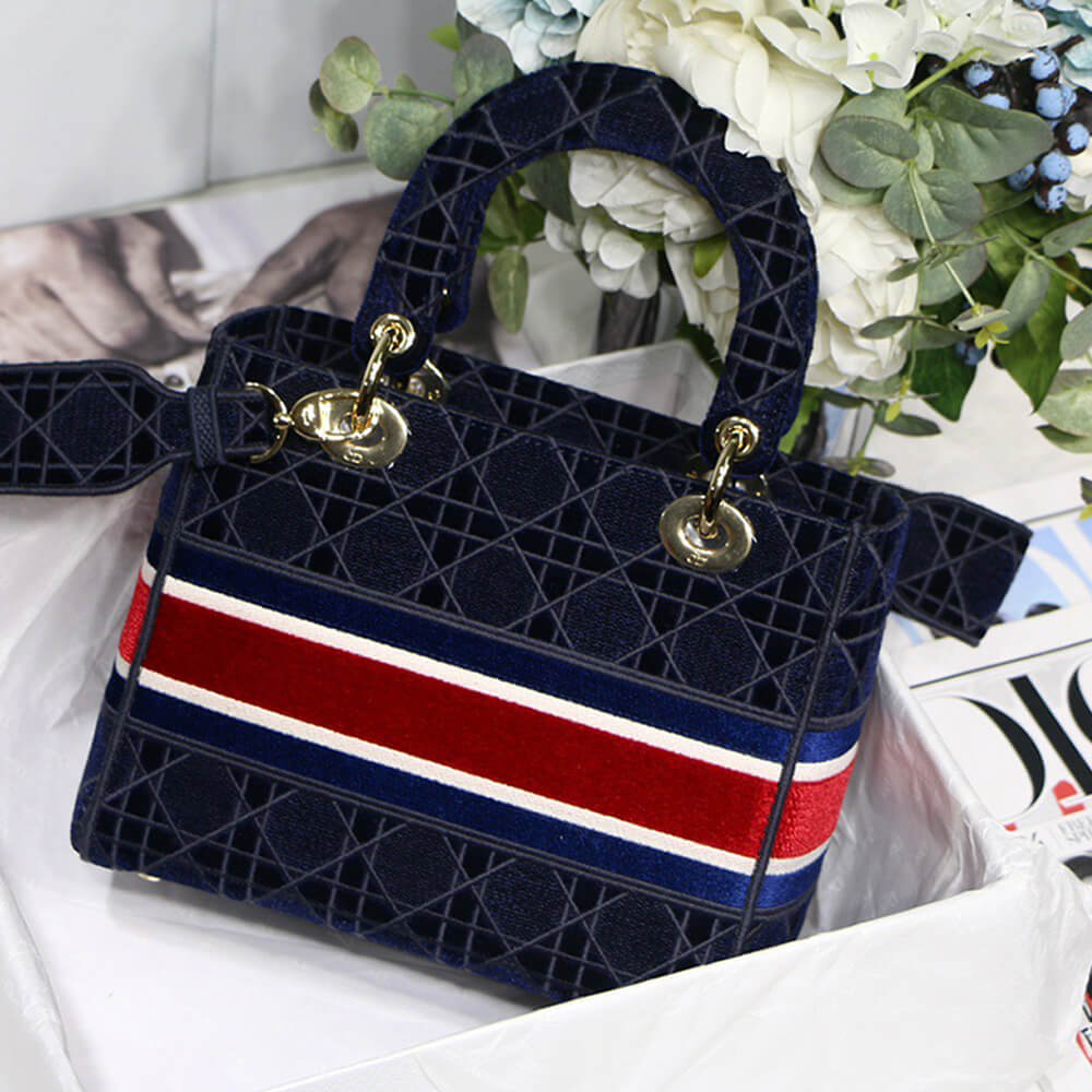 DIOR MEDIUM LADY D-LITE BAG - Top Club
