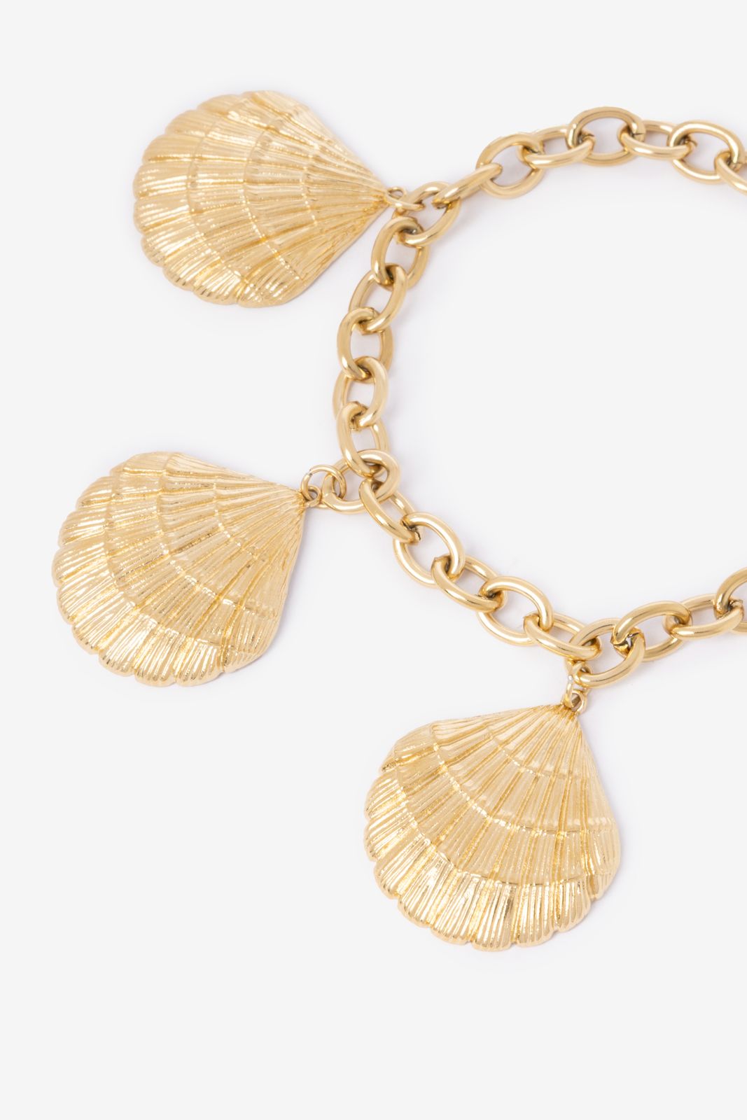 Gold plated armband met schelpen