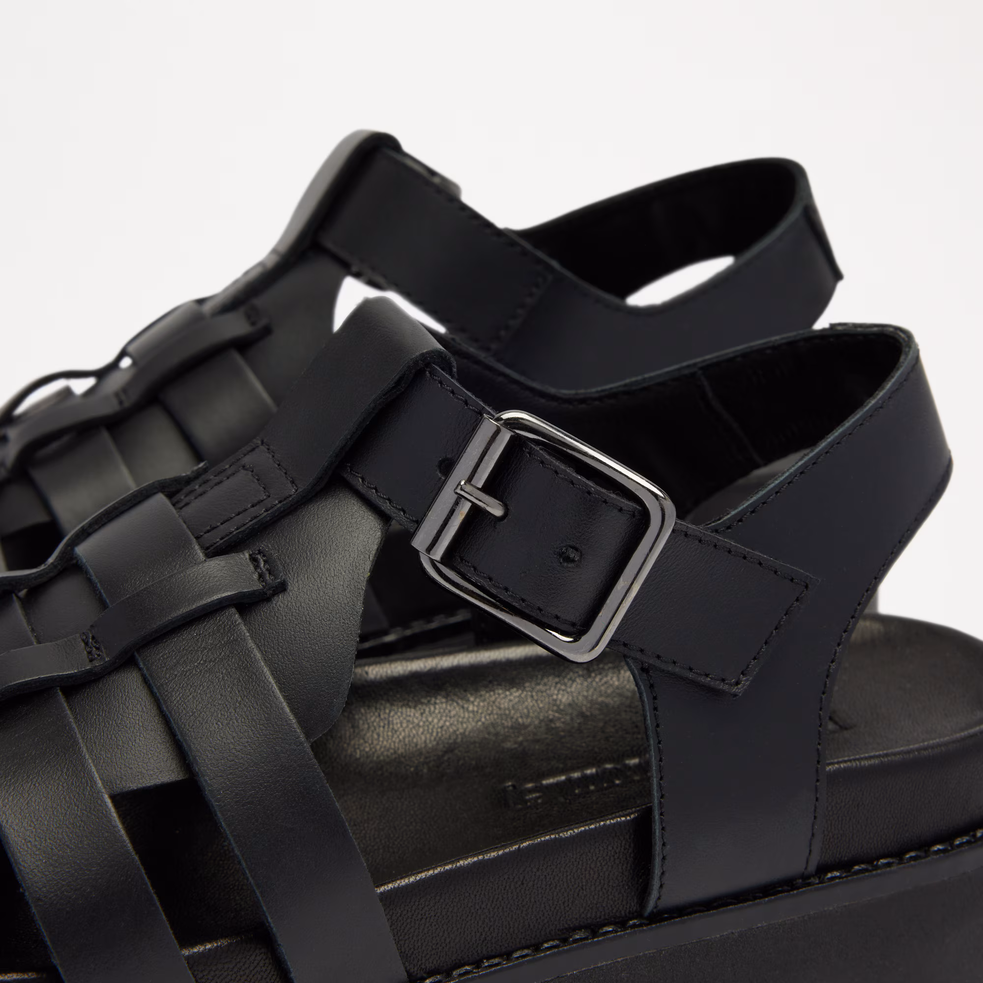 Chicago FishermanFlatform Fisherman Sandal