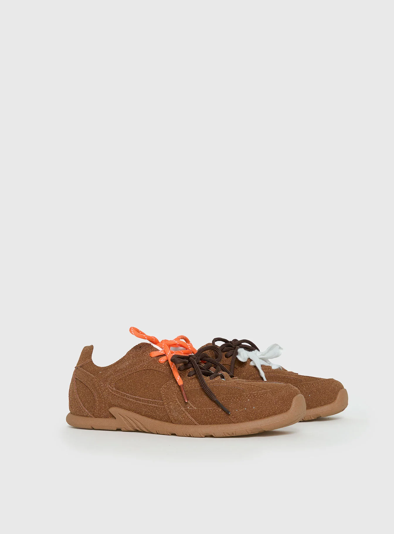 Extra Mile Sneakers Brown
