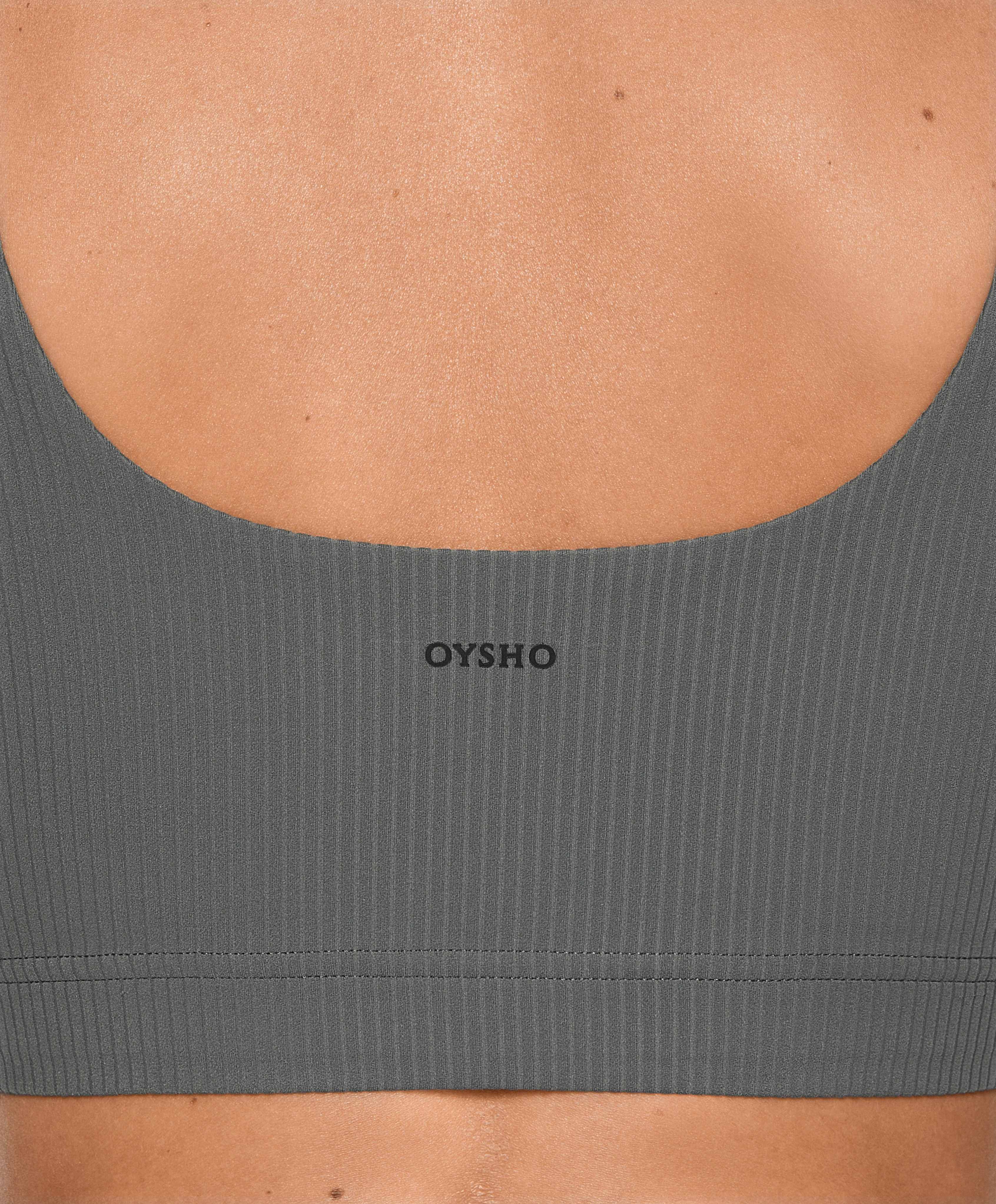 OYSHO Medium-support comfortlux rib sports bra with cups
